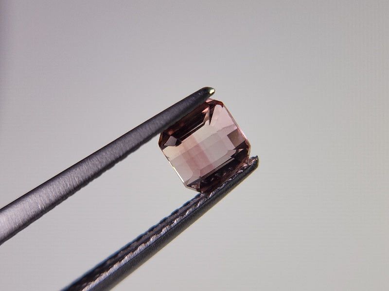 0879-54　トルマリン  0.60ct　