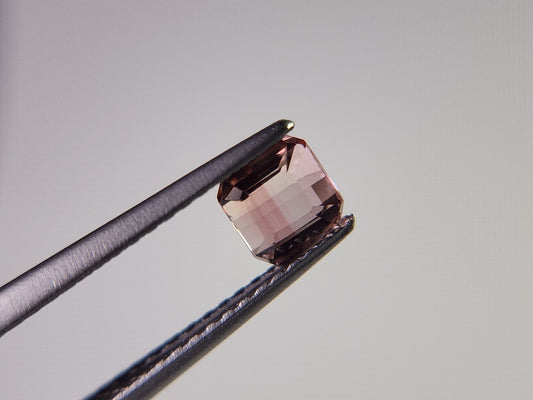 0879-54　トルマリン  0.60ct　