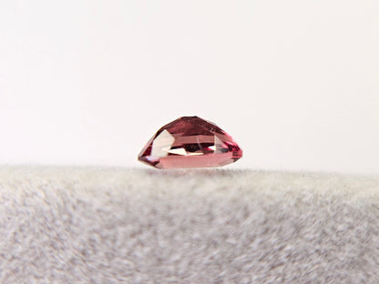 0152-1-21　バイカラーアンデシン　0.44ct