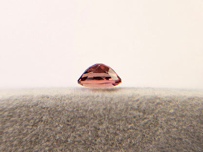 0152-1-25　バイカラーアンデシン　0.47ct