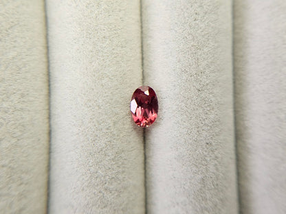 0152-1-29　バイカラーアンデシン　0.42ct