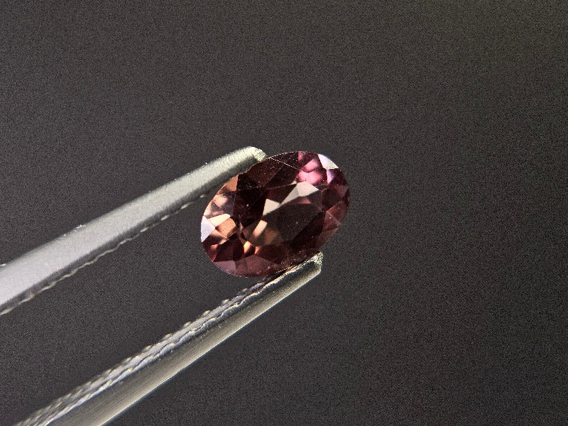 0152-2-18　バイカラーアンデシン　0.38ct