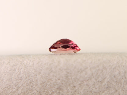 0152-2-19　バイカラーアンデシン　0.39ct