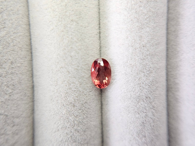 0152-2-20　バイカラーアンデシン　0.43ct