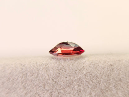 0152-2-21　バイカラーアンデシン　0.36ct