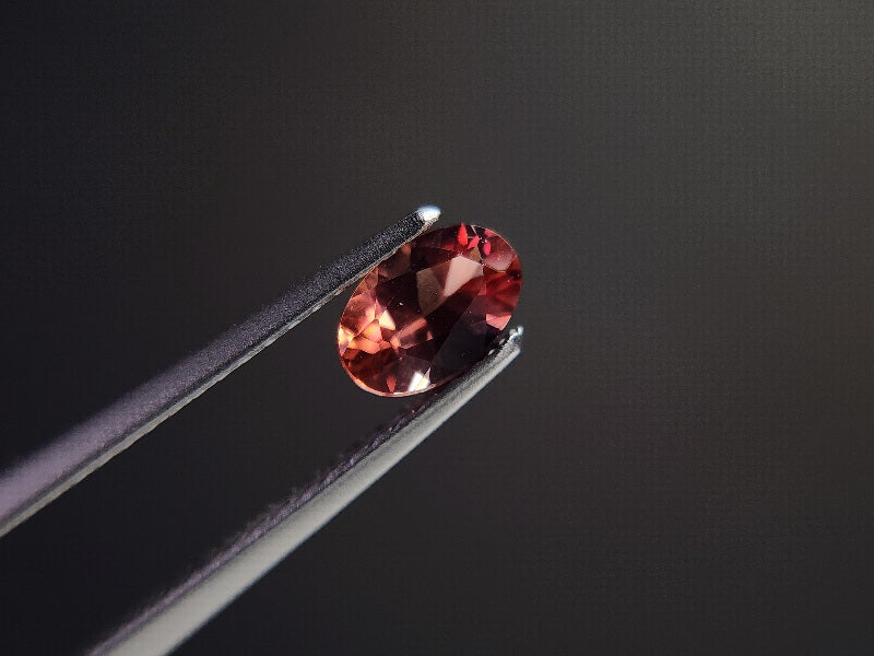 0152-2-22　バイカラーアンデシン　0.42ct