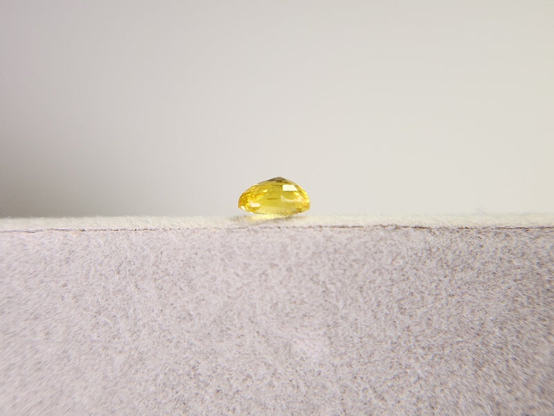 ye-SA-1　イエローサファイア　0.48ct