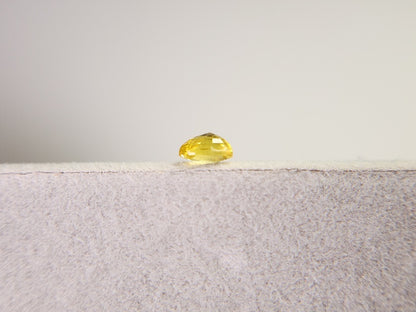 ye-SA-1　イエローサファイア　0.48ct