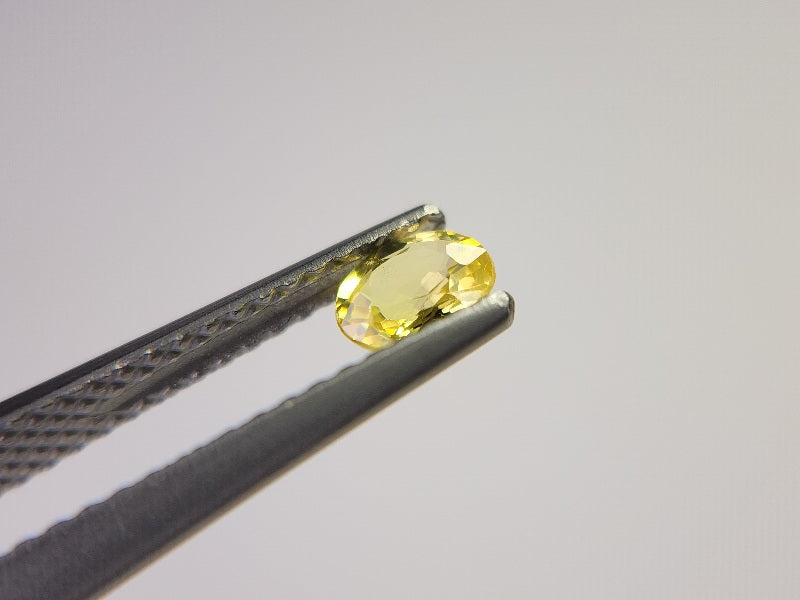 ye-SA-3　イエローサファイア　0.34ct