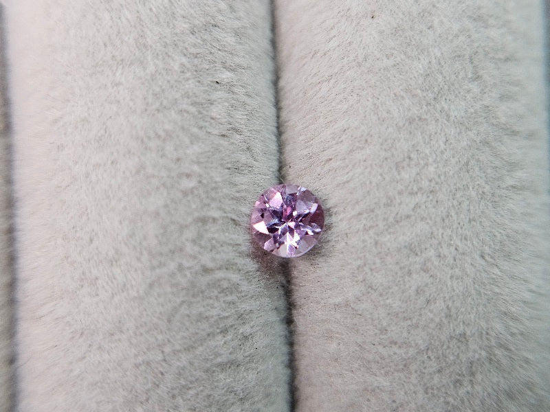 SP-10　スピネル　0.39ct