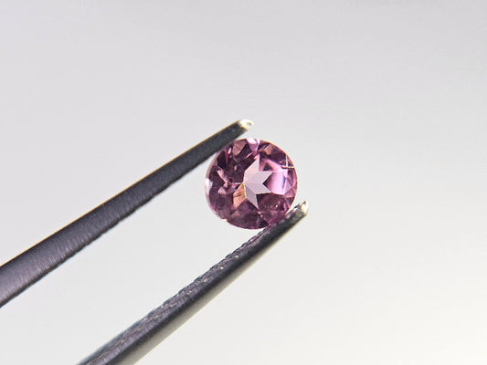 SP-16　スピネル　0.31ct