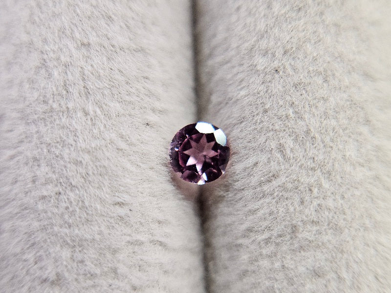 SP-16　スピネル　0.31ct