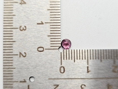 SP-17　スピネル　0.30ct