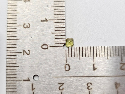 SPH-6　スフェーン　0.16ct