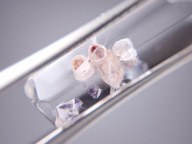 FLO-iq-1 フローライトインクォーツ 9.02ct – 東洋ルース公式