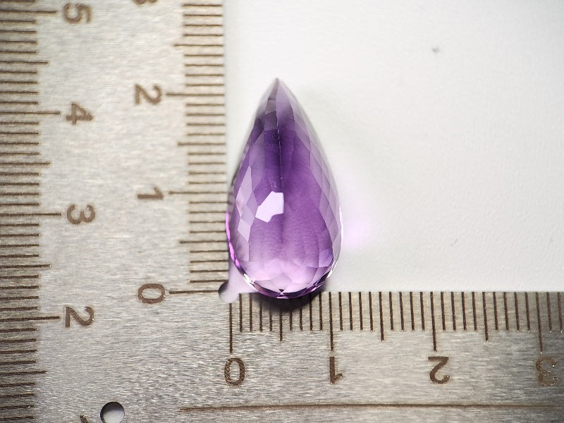 AM-73　アメジスト　15.24ct