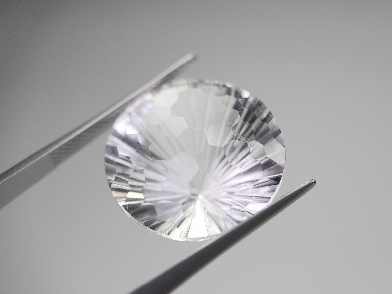 SUI-3　水晶　23.86ct