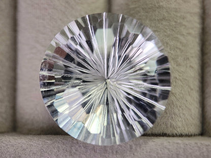SUI-3　水晶　23.86ct