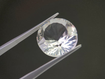 SUI-10　水晶　13.84ct