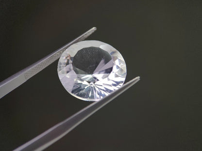 SUI-11　水晶　12.15ct