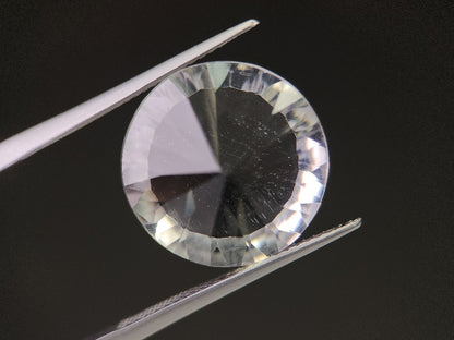 SUI-11　水晶　12.15ct