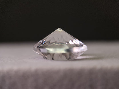 SUI-11　水晶　12.15ct
