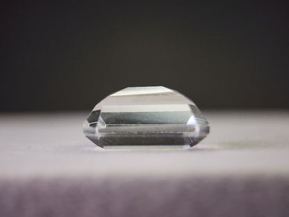 SUI-13　水晶　7.98ct