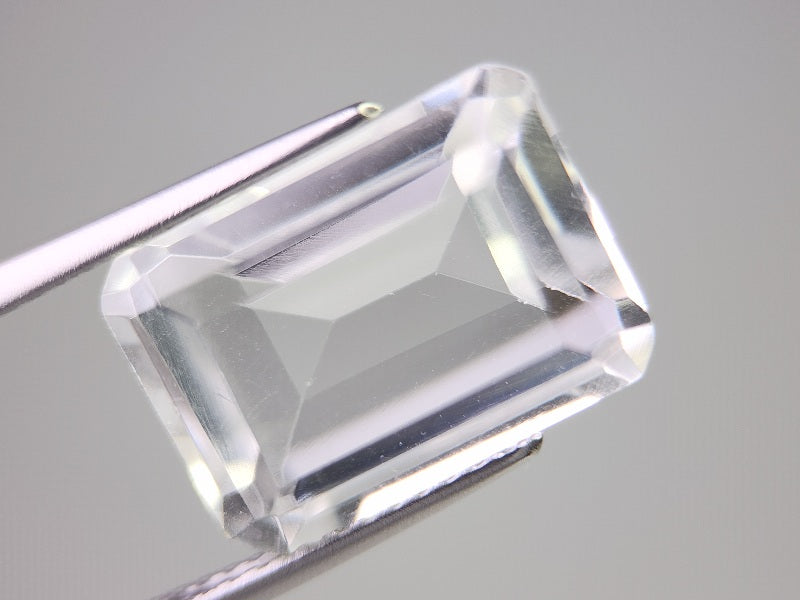SUI-14　水晶　7.88ct