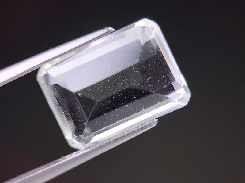 SUI-14　水晶　7.88ct