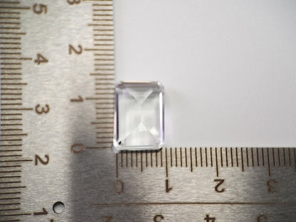 SUI-14　水晶　7.88ct