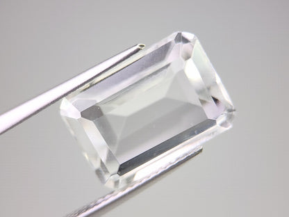 SUI-15　水晶　7.94ct