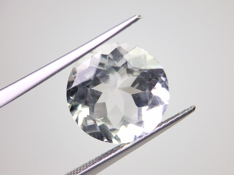 SUI-22　水晶　6.38ct