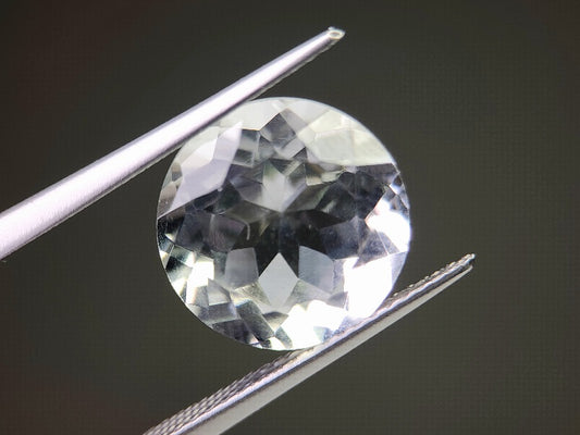SUI-22　水晶　6.38ct