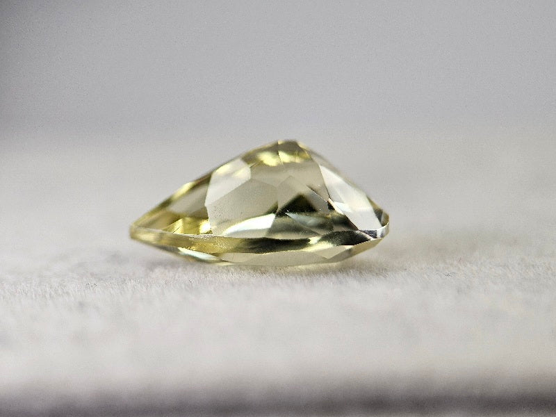 lQ-7　レモンクォーツ　5.26ct