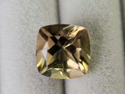 lQ-8　レモンクォーツ　5.22ct