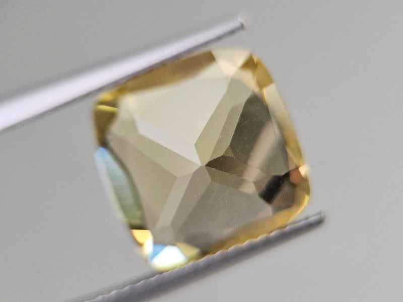 lQ-9　レモンクォーツ　5.16ct