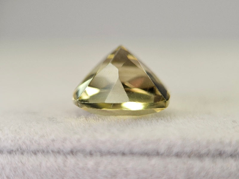 lQ-10　レモンクォーツ　5.15ct