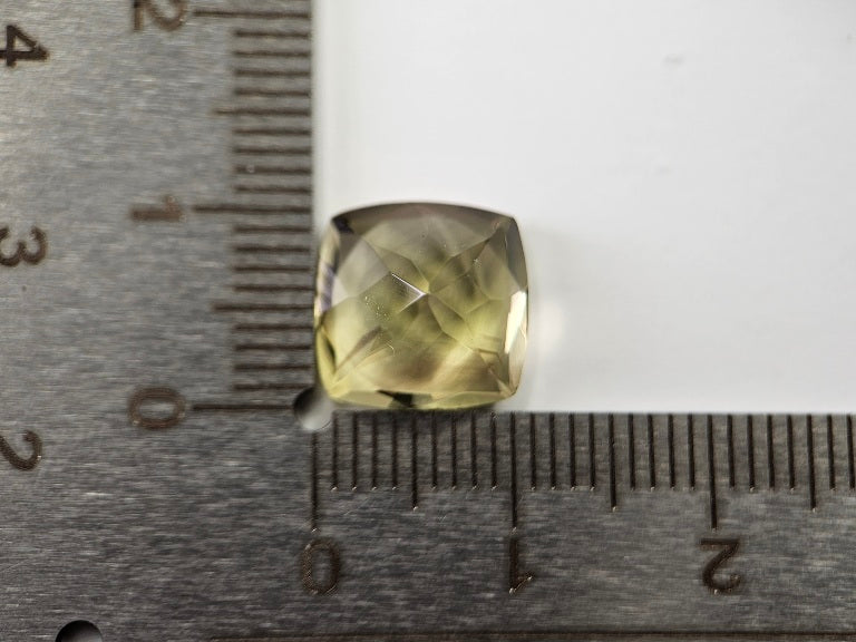 lQ-10　レモンクォーツ　5.15ct