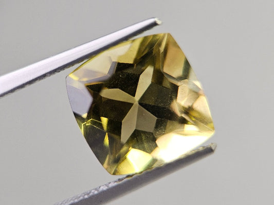 lQ-11　レモンクォーツ　5.12ct