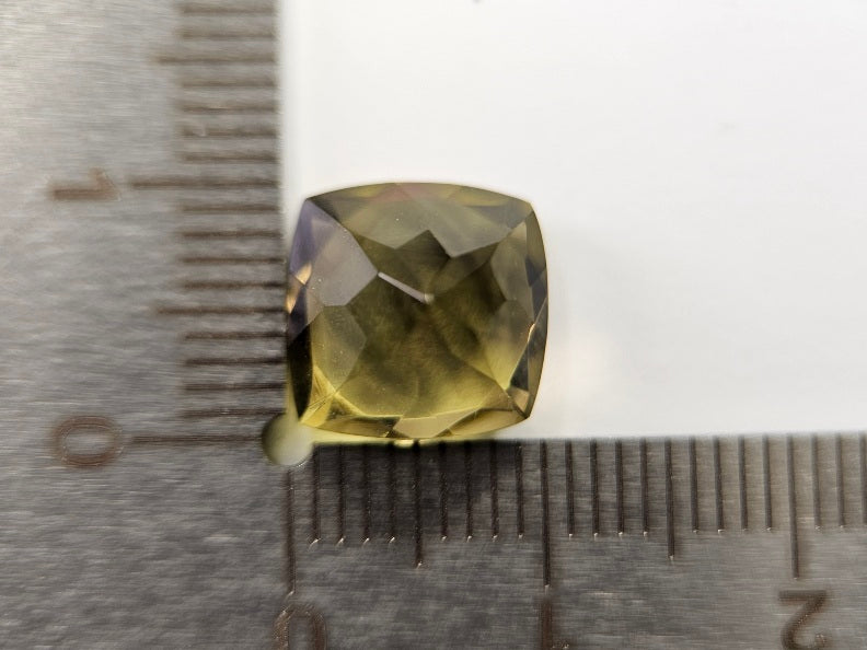 lQ-11　レモンクォーツ　5.12ct