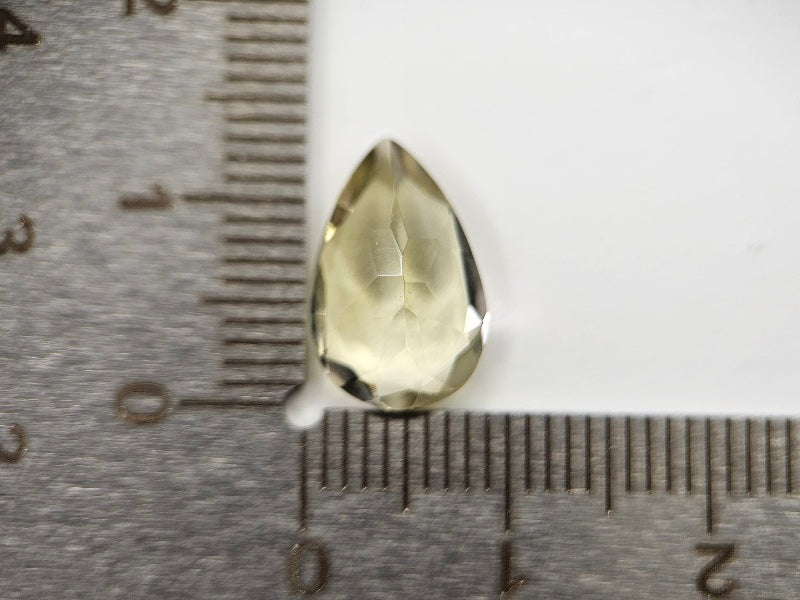 lQ-19　レモンクォーツ　3.63ct