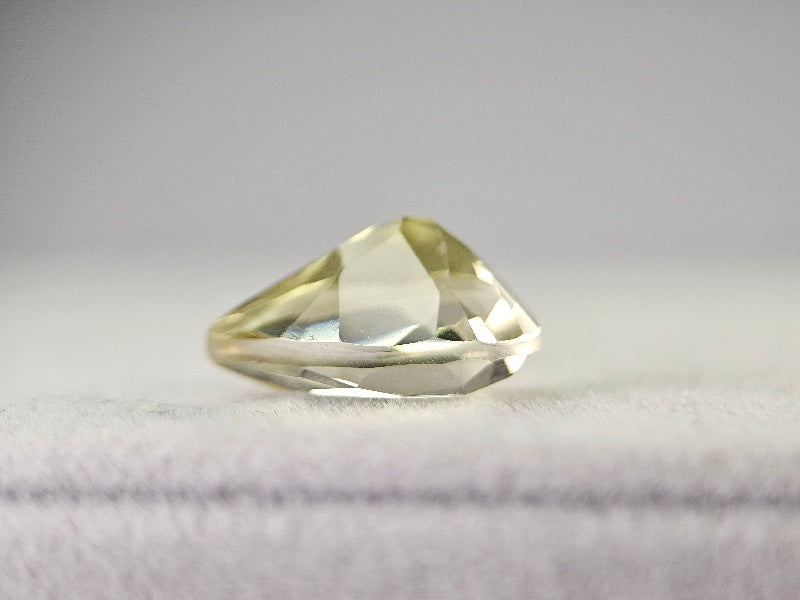 lQ-21　レモンクォーツ　3.54ct
