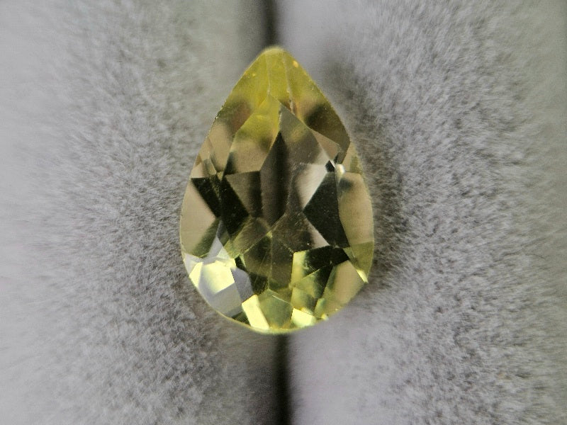 lQ-35　レモンクォーツ　2.22ct
