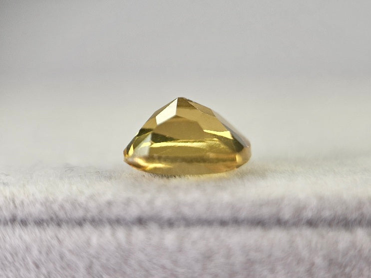 lQ-36　レモンクォーツ　2.18ct