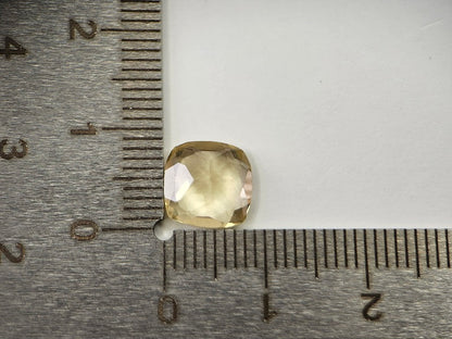 lQ-37　レモンクォーツ　2.18ct