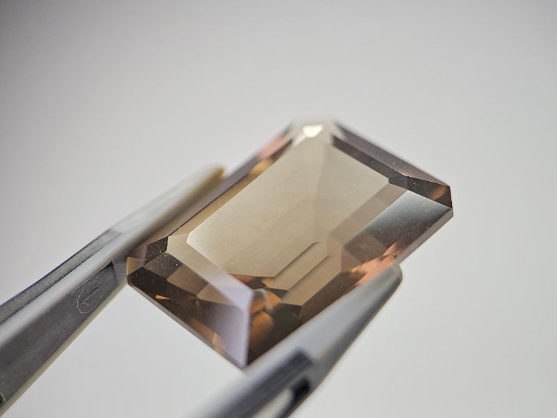 SMQ-1　スモーキークォーツ　26.73ct