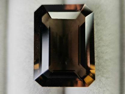 SMQ-2　スモーキークォーツ　13.77ct