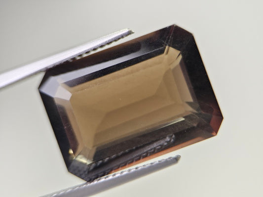 SMQ-3　スモーキークォーツ　13.01ct