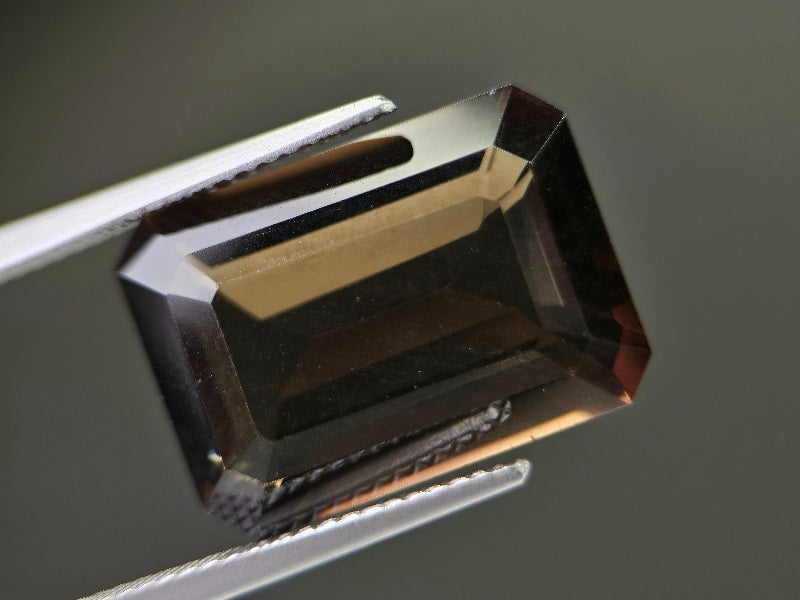 SMQ-3　スモーキークォーツ　13.01ct
