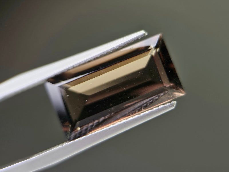 SMQ-6　スモーキークォーツ　5.67ct